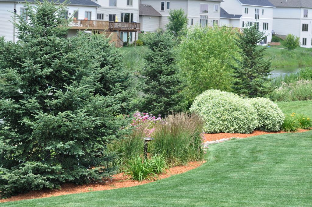 Mulch & rock installation